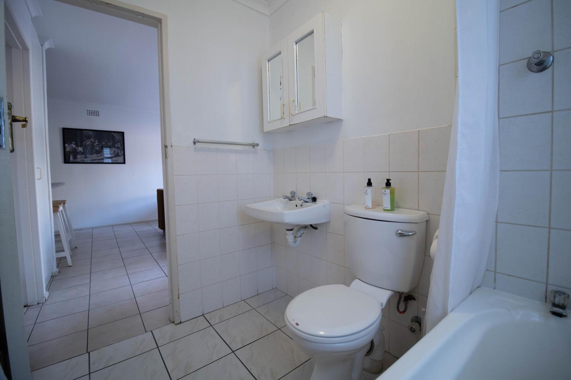 Broadway Self Catering Apartments Durbanville Eksteriør billede